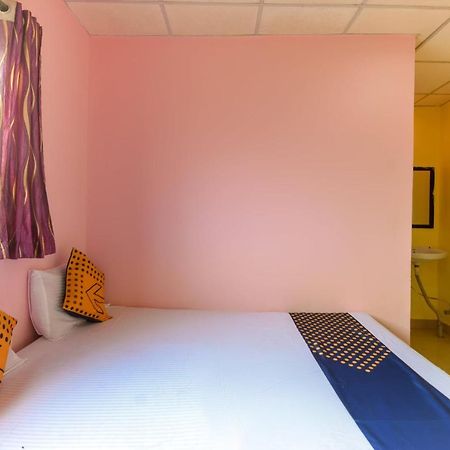 Spot On 65135 Hotel Suvarna Samrat Lodge Khamshet Esterno foto